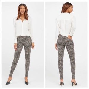 Spanx Snake Print Legging Pant size M